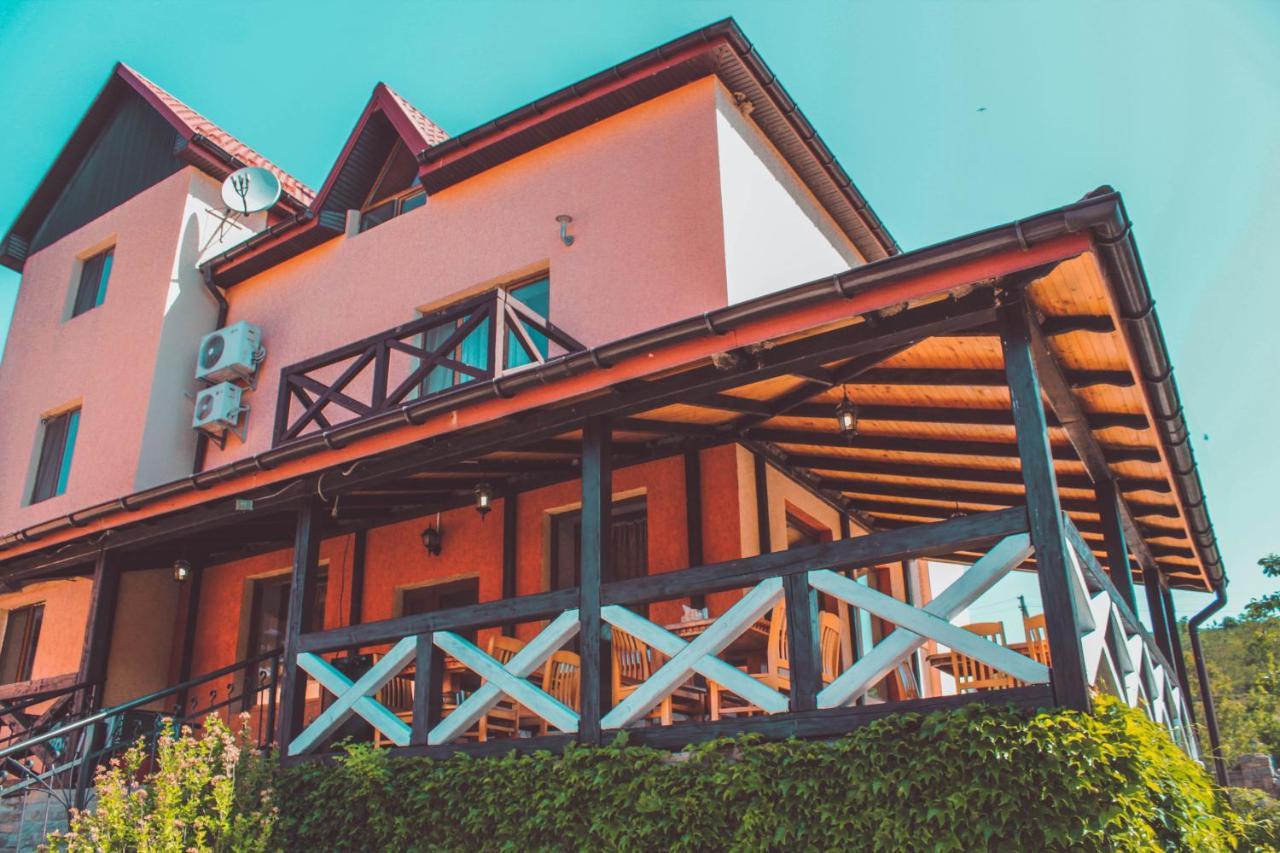 Садиба "Тарас Бульба" Ust'ye Exterior photo